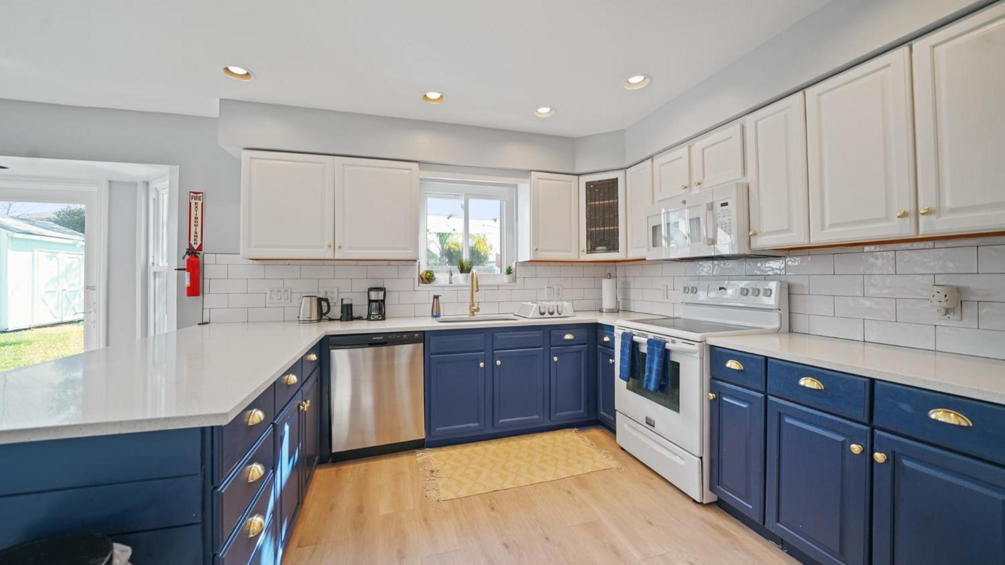 Jacksonville Beach Home - Walk To Beach, Bars & Restaurants - Pet Friendly Exterior photo